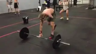 One arm guy shows some awesome crossfit skills
