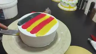 How to make simple Drop cake decorating #shortsfeed #viral #video #amazing #cakedecorating #cakeidea