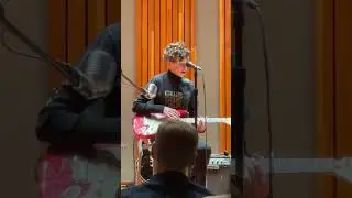 Gwen Plays Tom Petty's 