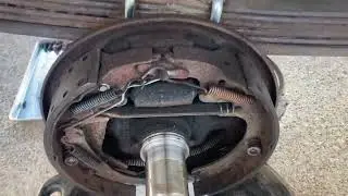 Chevrolet GMT 400 2500/3500 8600+ gvwr rear drum brakes.