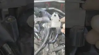 ⭐️ P1800 - Nissan Frontier VIAS Solenoid Replacement 4.0 L #mobilemechanic #hawaiinei 🌴