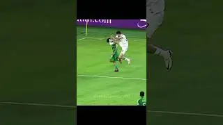 Justin Hubner's tackle 💀🙏🏻 @sctv.suryacitratelevisi