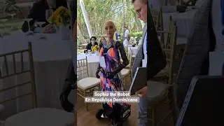 #SophiaTheRobot en Rep&uacute;blica Dominicana 🇩🇴 #ForoGlobal #Funglode