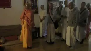 HH Kadamba Kanana Swami - Mangala Arati 14.01.2016