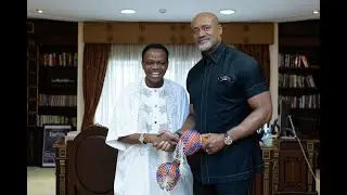 Kennyjones designs Testimony with pastor Paul Adefarasin at House Of The Rock
