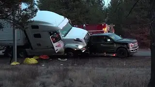 4-vehicle collision, including semi, shuts down Hwy 97 in La Pine
