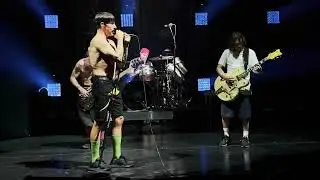 Red Hot Chili Peppers | Otherside + BEAUTIFUL Intro | Apollo Theater, NYC (9/13/22)