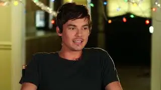 Pretty Little Liars - Tyler Blackburn Talks About The Christmas Special - 5x13