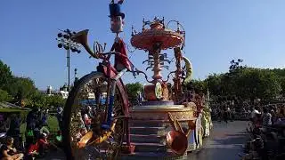 Disneyland Parade - Mary Poppins (HD)