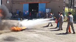 Firefighting Training Led by Hadi Ghasemi at Qaleh Zari Mine #shortvideo #engineering #shorts #hadi