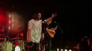 Billy Barman & Dievčatá zo SĽUK-u - Potichu / Košice