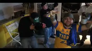 VAMONOS DE PEDA - NEXXO EMME - KASTER FILMS (LA PIMIENTA PROD WEY)