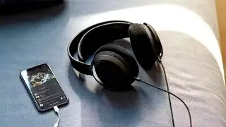 Philips A6219, H6509 & Philips A6709 Headphones Debuts using Powerfoyle solar-cell technology