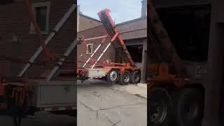 Roll off will show you what kind of driver you are #rolloff #trucking