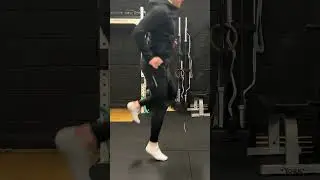 Single Leg Tuck Jump