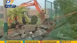 AP High Court Stay on GITAM University Wall Demolish | Vizag