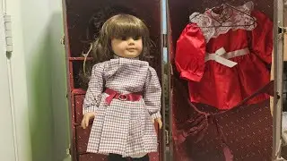 Кукла American Girl Саманта, 1987 год, белое тело, с чемоданчиком и аксессуарами.