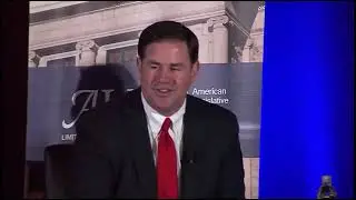 AZ Governor Doug Ducey and Darcy Olson at the 2019 States and Nation Policy Summit