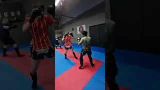 Freddie out here being a menace #sparring #kickboxing #mma #martialarts #k1 #muaythai #thaiboxing