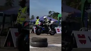 BMW M1000RR one & only in sri lanka at katukurunda drag wars 🇱🇰.#love  #superbike #bmw #s1000rr