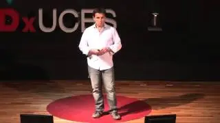 Decisiones: Ra&uacute;l Mart&iacute;nez Fazzalari y Fernando Carnota at TEDxUCES