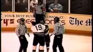 Tie Domi vs Doug Zmolek 93/94