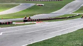 Battle with an instructor-2025.9.14 2strokes karts testing #karting #mosportkarting #ctmplife #ctmp