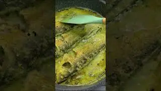 Bengali Delicacy Hilsa Fish in Mustard Sauce | Shorshe Ilish  | Chef Srabani | Raj Q Kitchen #shorts