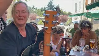 Esperaza Market Music & Bhajans On The Green