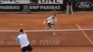Andy Murray Uses Hot Shot Defence Vs Starace In Rome