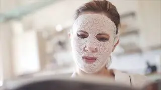 Inside Dermovia's Lace Your Face Mask