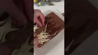 Make Easter Bark with @thechadwick_home  🐰 🍫 💐