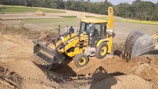 JCB Collecting Mud and Leveling Ground - JCB Backhoe Video