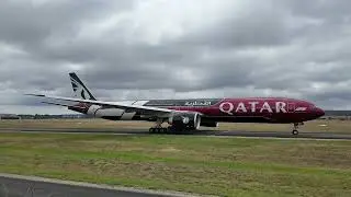 QR989 CBR-MEL-DOH Qatar Airways Boeing 777-300ER A7-BEG departing Canberra RWY35 15 January 2026