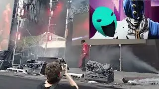 CODA cantando Fighting Gold en el Mendotaku 2025.