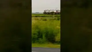 Train vs Bike Race 😨