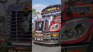 Dicen que estos son los buses m&aacute;s R&aacute;pidos y extremos de Guatemala