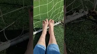 Этот гол тебе ;) Следуйте за Fetish Magic. Творческий подход к футфетишу ;)