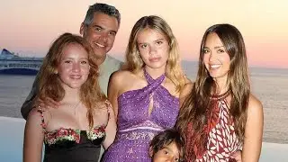 Jessica Alba's Secret Family Christmas Traditions Revealed