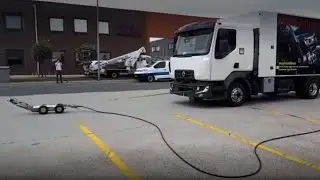 WJ250 pulls 9 ton truck