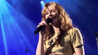 Froukje - nieuwe outro Niets Tussen & Licht en Donker [[Live at AB Brussel 15-10-2025]]