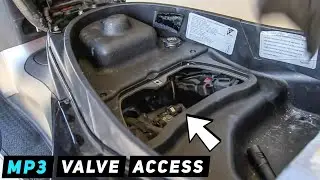 Piaggio MP3 - Remove panels to access for valve clearance / inspect | Mitch's Scooter Stuff