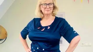Fashion try on with Modlily