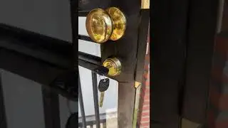 GATE LOCK REPLACE JACKSON HEIGHTS QUEENS NY CALL! ( 718 ) 233-1144 AND GET 10% OFF DAY OR NIGHT