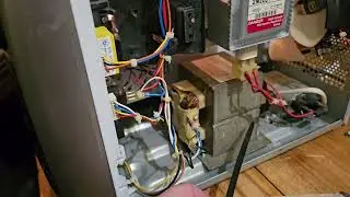 Four à Micro-ondes réparé il y avait un problème avec le transformateur 😊