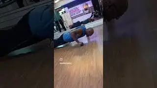 #2fingerpushup #thumbpushups #fingerpushups #triceps #chest #shoulder #exercise #benefit #hard #fun