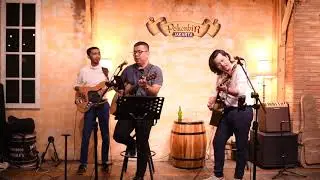 Mr. Januar and Addy Joe - Don't look back in anger (Cover)