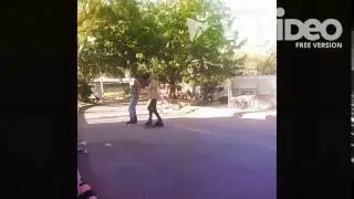 APRENDIENDO SLALOM CON ROLLER &Ntilde;O&Ntilde;OS