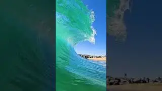 Kamu Bisa Melihat Hiu Tidak? Ombak Pantai #Shorts