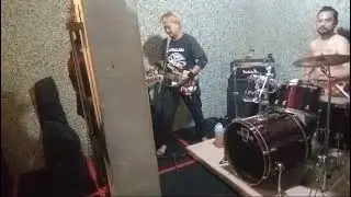 the illusion band HeLLuSioN conspiracy for the punk thrash metal punk(3)